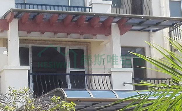 韶關市碧桂園云林水岸82街11號雨棚 - 梁先生