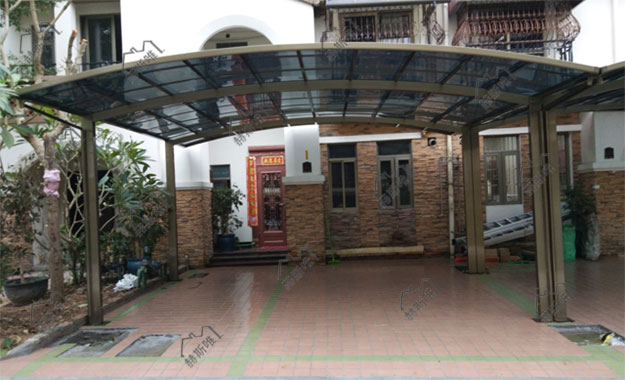 貴州貴陽 程先生