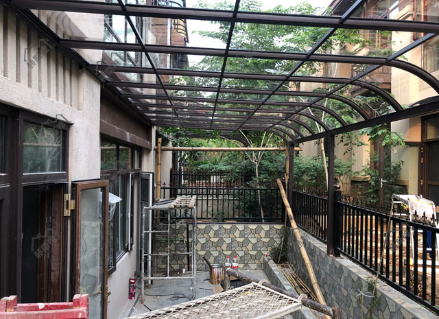 云南西雙版納 王先生