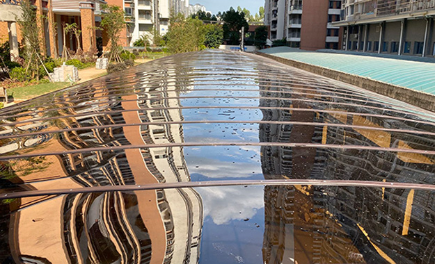 小區停車場入口車棚案例