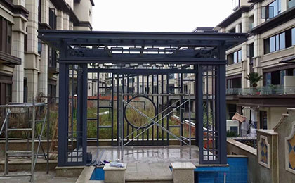 鋁合金中式?jīng)鐾? /></div>
<div   id="vyvkzzfkyqxh"   class=